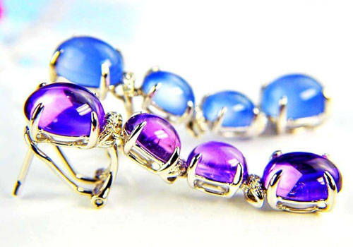 彩色寶石首飾保養全攻略 保值增值的電子商務珠寶零售指南